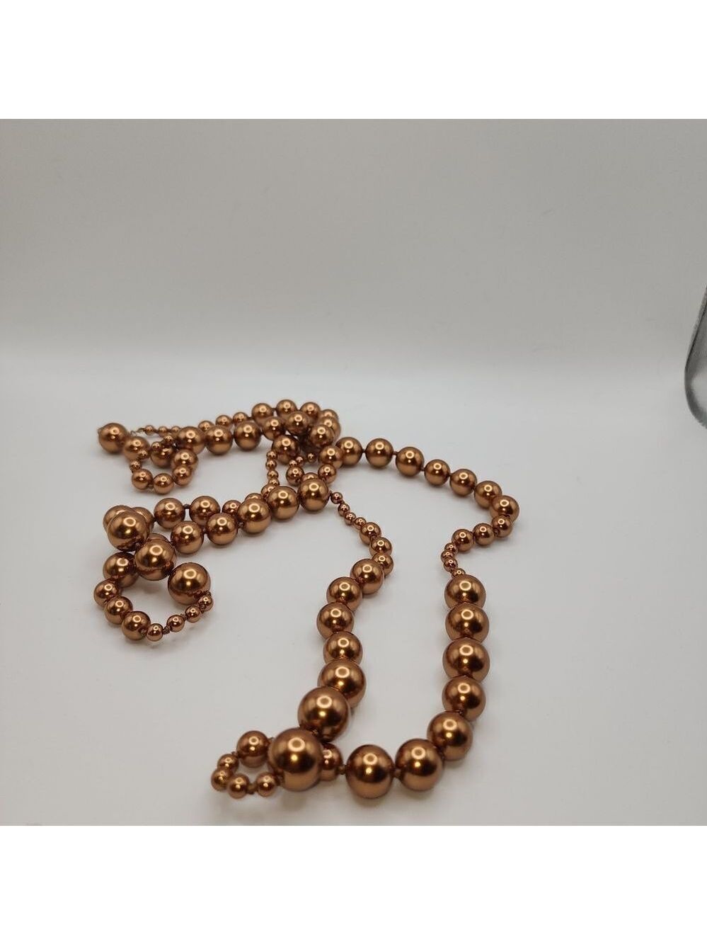 Isaac Mizrahi Live! Graduated Simulated Pearl Necklace NWOT - Picture 4 of 8
